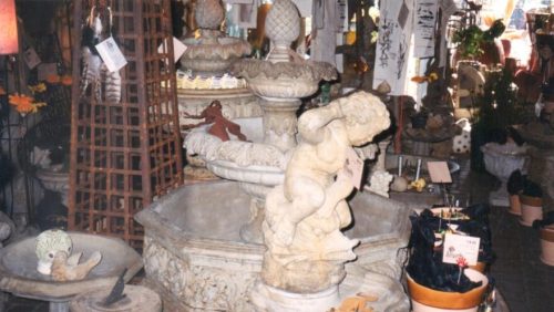 Running Fountains add a soft background sound that relaxes and soothes the soul.